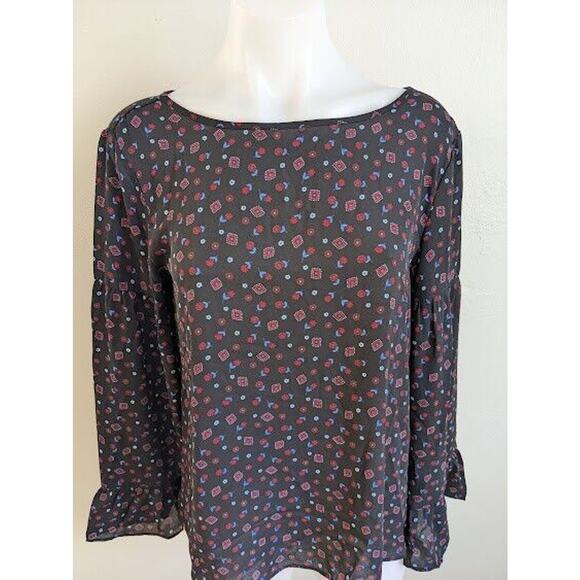 New Loft Small Bell Sleeve Blouse Black Geometric Print Tie Back Crew Neck NWT - Picture 3 of 11